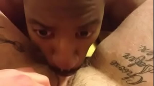 Download Video - Amador - Neg&atilde;o chupando a buceta do amigo