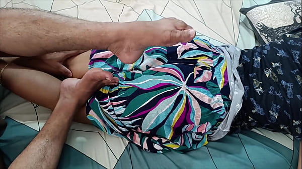 Horny Desi Girl Gets Anal Fucked While Playing With Her Ass And Foot