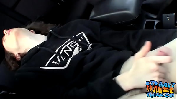 Straight thug Sean Johansen masturbates outdoor...