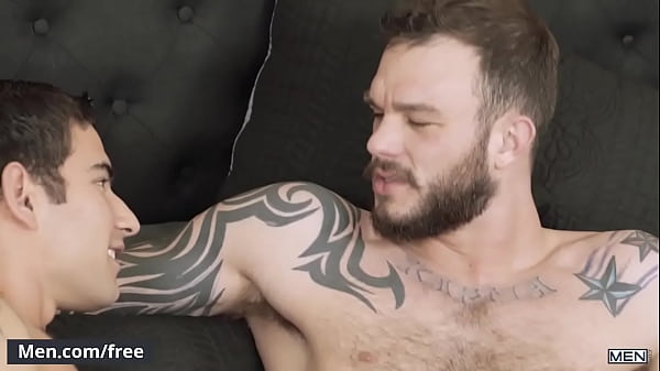 Download Video - Inked hunks Cliff Jensen and Vadim Black ass fuck - Men&period;com