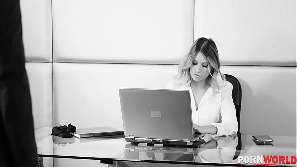 2 Stiff Cocks DP Sexy Hotel Receptionist Rebecca Volpetti GP2113