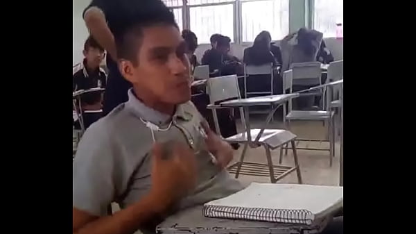 Colegiana sedienta de sexo