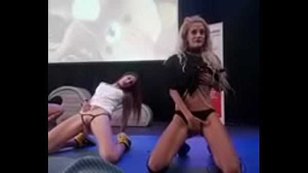 SHOW GIRLS GUARRAPOP.ES AND SQUIRT WITH YELENA VERA, BIANKA BLUE, SIONA GOLD AND GABRIELA FLORES AT THE EROTIC FESTIVAL OF ALICANTE 2017