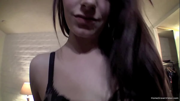 Busty amateur slut Jamie Lynn knows how to fuck