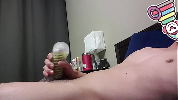 Taiwanese cumshot with new toy