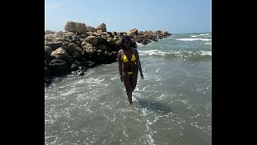 Sex on the beach with a cute stranger, she lets me cum in her pussy