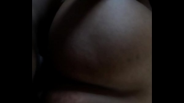 thumb backshot