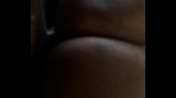 thumb backshot