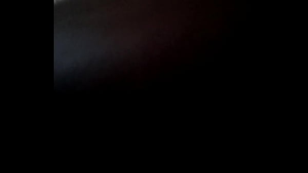 Cuckold looking at the cock of the eater in the pussy of the wife.