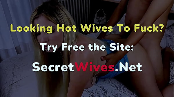 Hotwife On The Run - My husband doesn't fuck me at home, so when I arrive to meet my lover I'm in this situation, he fingers my pussy and I get all wet