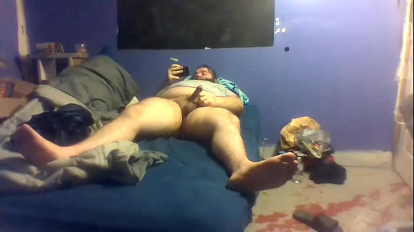 Zdshit jerking off solo