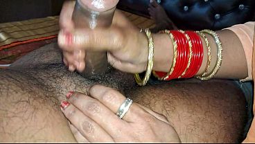 Bhabhi Giving Massage Until Cum | Hot Desi Handjob