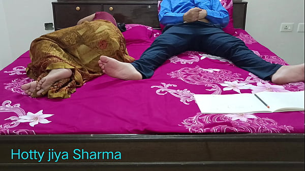 Download Video - Desi stepmom fucking with teen step son when studying&excl; Step mom dont know anything