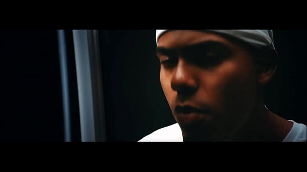 Myke Towers - Girl (Video Oficial)