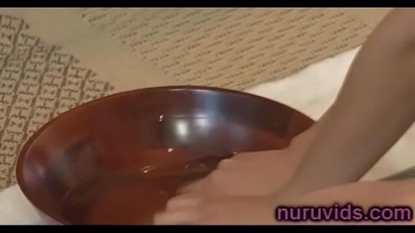 Gorgeous asian beauty Jayden Lee gives awesome massage
