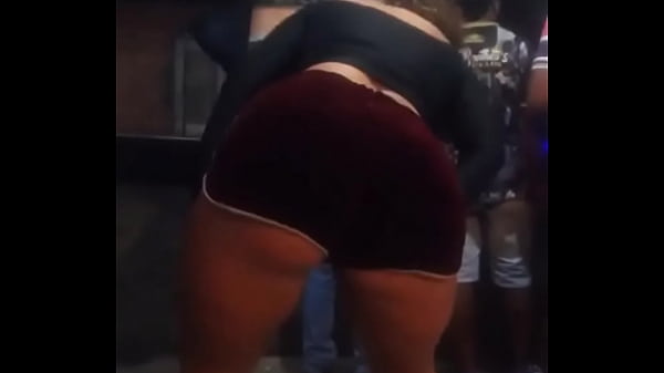 Queria que essa putinha fosse minha namorada