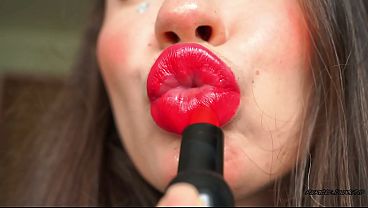 Seductive Red Wet Kiss and Spit kisses 29 sec