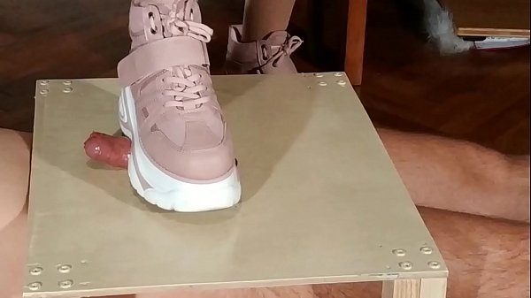 Beth Kinky Official - Domina cock sping slave in pink boots (magyar alázás) pt2 HD