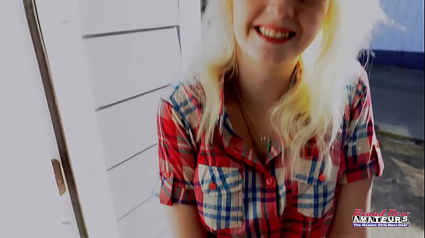 Blonde Cutie Annie Archer Rubs Her Twat With A Sex Toy And Gives A BJ!