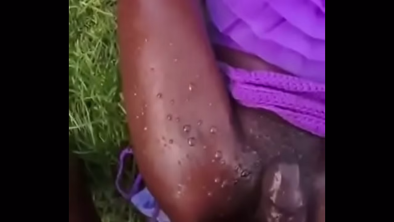 Perforación ver video completo en premium/ sheer
                     muchos negros