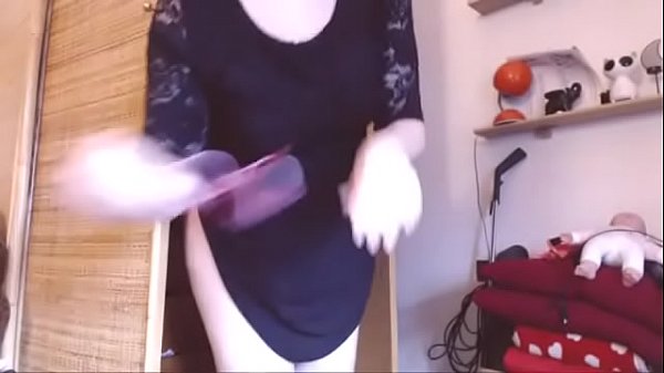 Do we play the sexy shop assistant? Choose my panties and then smell them all