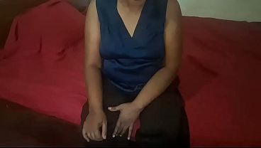 milf with natural big boobs