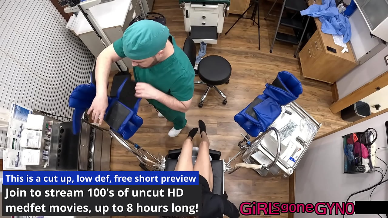 El doctor Tampa le realiza una sonda uretral a Brooklyn Rossi
                    petite fetish close up medical short hair natural tits ass spreading gaping pussy no tattoos shaved pussy hair behind the scenes bts muchos negros