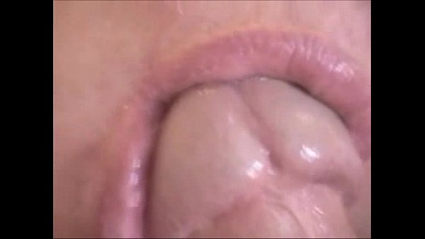 Amateur babe loves a cock really closeup