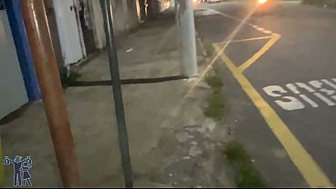 Download Video - Usei meu pau para consolar essa gostosa que encontrei na rua e foi traida