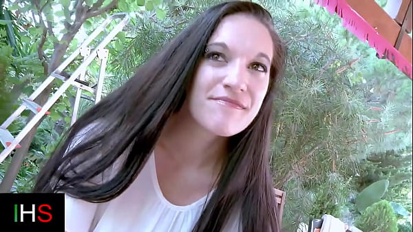 Girl with light skin fucks intensely and enjoys like crazy