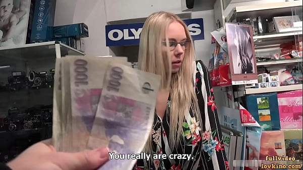 Florane russel fucked in shop