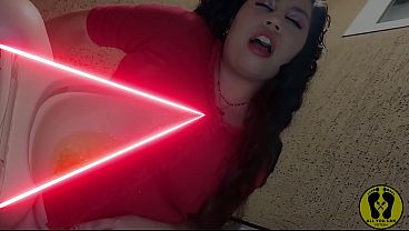 DESPERATE THE CRAZIEST PEE FETISH GOLDEN SHOWER CREAMPIE PARTY