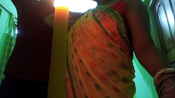 Download Video - INDIAN Bhabhi XXX Wet pussy fuck with electrician in clear hindi audio &vert; Fireecouple