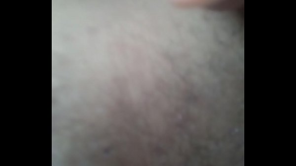 Sensualizando de calcinha fio dental branca