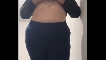 Kinky Milly: Grab&eacute; nuestra llamada caliente y no pude dejar de tocarme