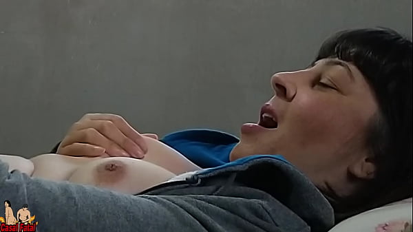 Download Video - I make my cuckold husband suck my pussy because he have a small penis