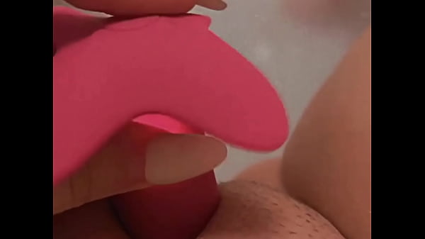 I love playing with myself in the bath
