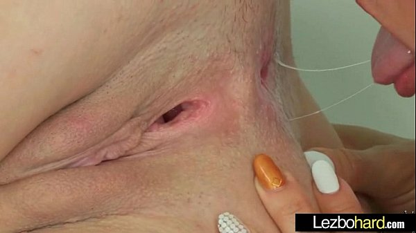 Download Video - Lesbians Enjoy Licking And Kissing Each Other clip-30