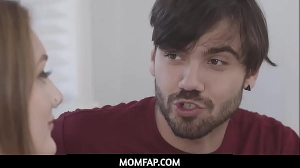 MomFap -Curvy Stepsister Aria Kai Comforts Step...