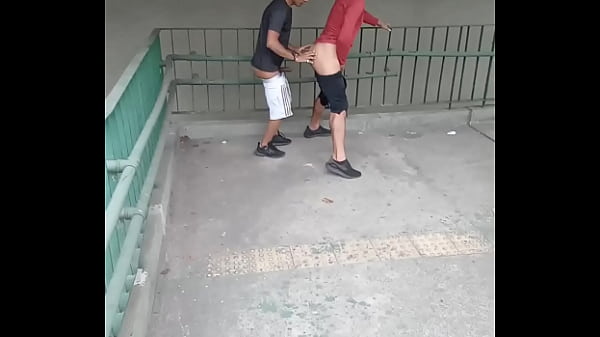 Download Video - FLAGRA DOTADOES MIJAM E DEPOIS FODEM UM AO OUTRO