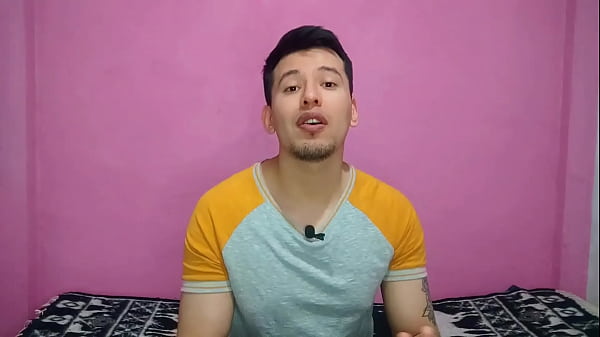 Download Video - A mis 19 a&ntilde;os recibo la verga de 21cm del esposo de mi tia a escondidas en la noche cuando ella no estaba en casa