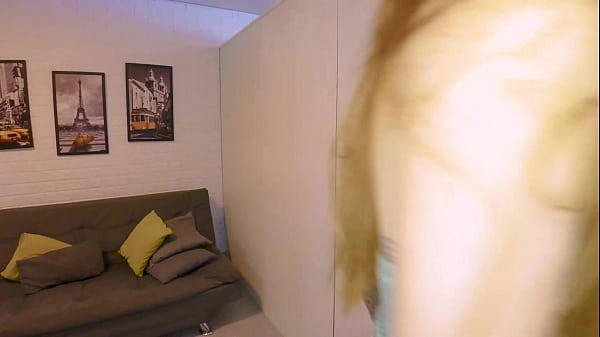 Eu e minha amiga carioca chegamos de viagem e fomos direto pra cama foder gostoso at&eacute; gozar