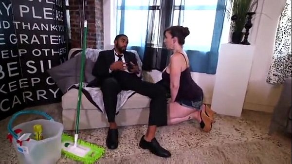 Sara Jay l Pawg Maid Gets Laid