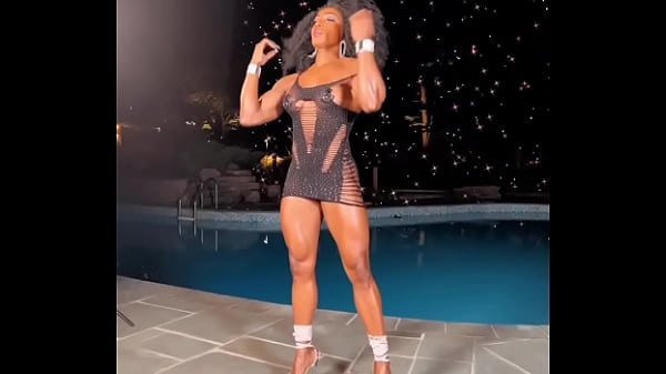 EROTIC HOT FEMALE MUSCLE BABE FBB 11