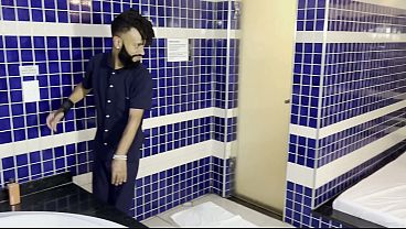 I called a technician to fix my bathtub, which was having problems. He was taking too long, and I needed to leave soon to meet my friends. I was already annoyed and told him to leave the repairman alone.