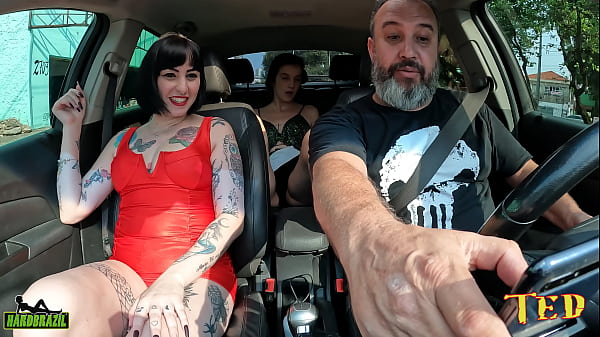 Download Video - O grande Mike apresenta uma gostosa toda tatuada - Morgana Martins - Melissa Imola