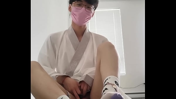 Download Video - asian hanfu femboy twink kneeling white socks huge cumshot