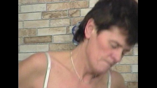 Download Video - JuliaReavesProductions - Reiss Das Loch Auf - scene 3 - video 2 natural-tits fucking brunette group