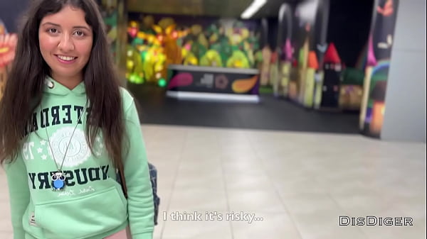 Risky public Sex in Toilet in Mall