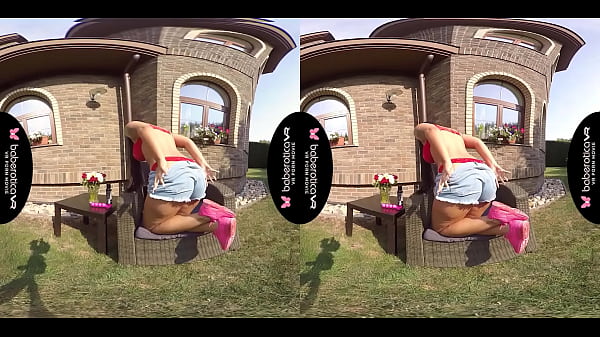 Solo cock teaser, Jenifer Mendez is masturbating, in VR